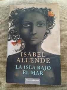 La isla bajo el mar