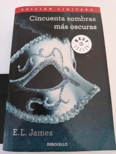 50 sombras mas oscuras