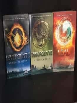 Trilogía Divergente, Insurgente y Leal