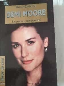 Demi Moore Elegancia y provocación 