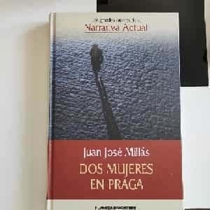 Dos mujeres en Praga