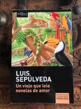 Un Viejo Que Lea Novelas De Amor