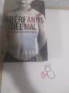 Huerfanos del mal/ Orphans of Evil