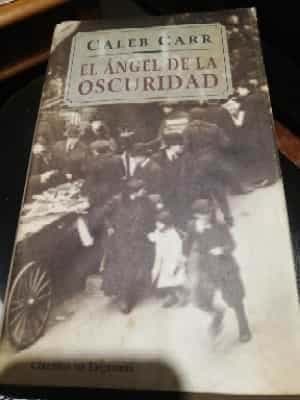 El ángel de la oscuridad 