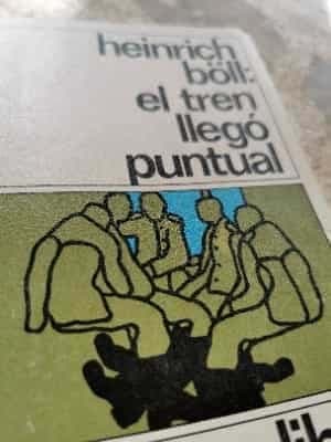 El tren llegó puntual 