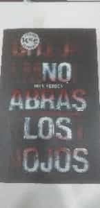 No abras los ojos