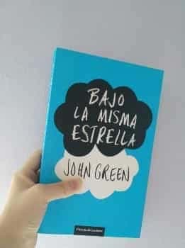 Bajo la misma estrella