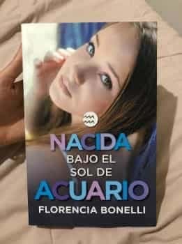 Nacida bajo el sol de acuario 