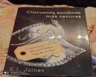Cincuenta sombras más oscuras