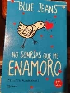 No sonrias que me enamoro