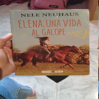 Elena. Una Vida Al Galope
