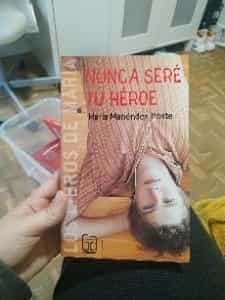 Nunca seré tu héroe