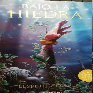 Bajo la hiedra 