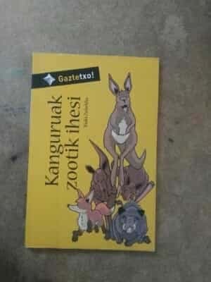 Kanguruak zootik ihesi.