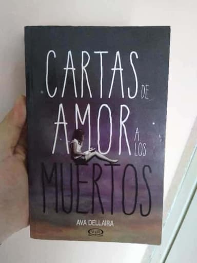 Cartas de amor a los muertos