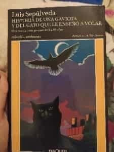 historia de una gaviota y del gato que le enseñó a volar