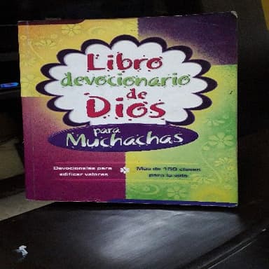 Libro Devocionario de Dios Para Muchachas