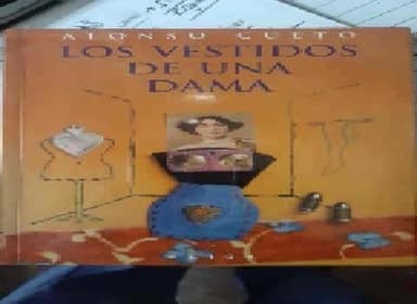 Los vestidos de una dama