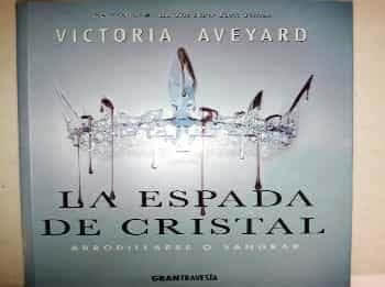 La Espada de Cristal (Segundo libro de la trilogía La Reina Roja)