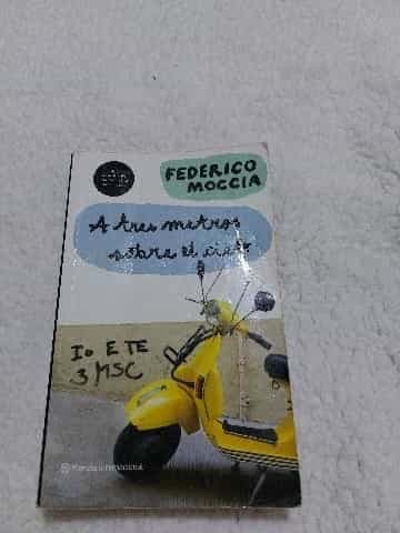 A tres metros sobre el cielo