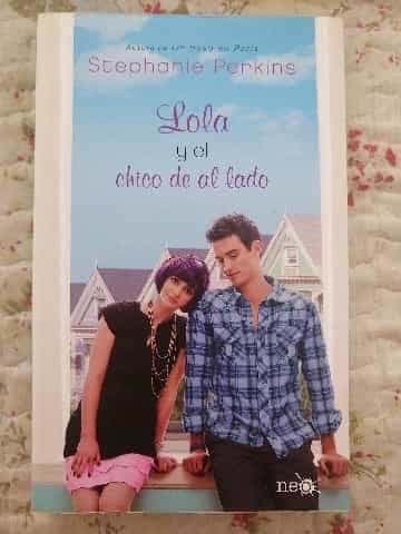 Lola y el chico de al lado