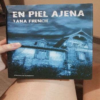 en piel ajena