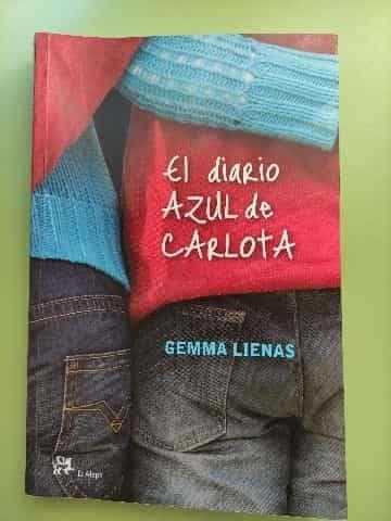 El diario azul de Carlota