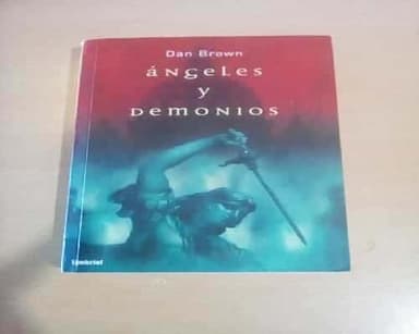 Ángeles y demonios