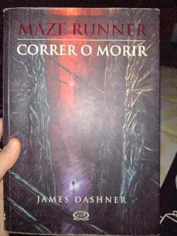 Correr O Morir
            
                Maze Runner Trilogy Paperback