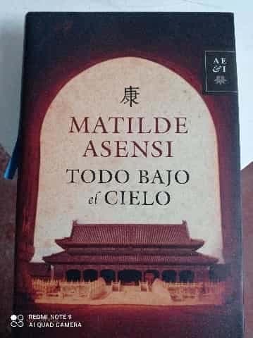 Todo bajo en cielo