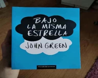 Bajo la misma estrella