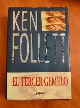 El tercer gemelo