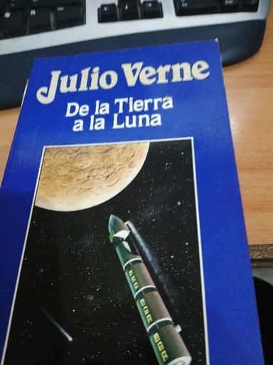 De la tierra a la luna
