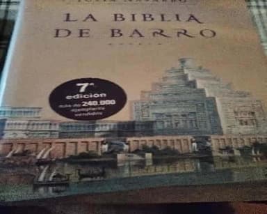 La biblia de barro