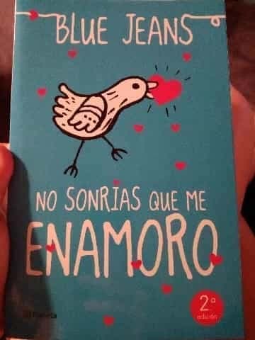No sonrias que me enamoro