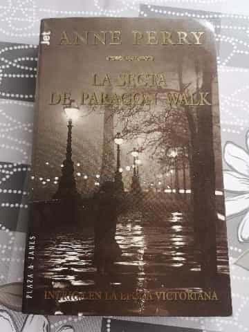 Secta De Paragon Walk