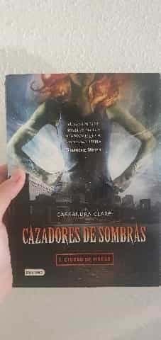 Cazadores de sombras