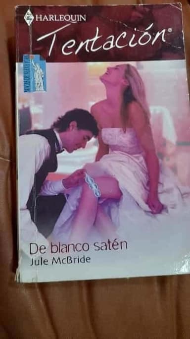 de blanco satén 
