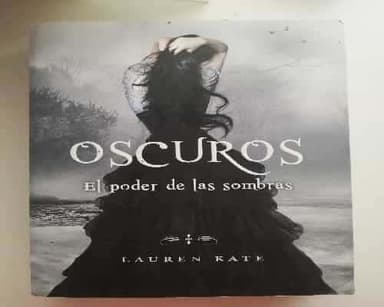 Oscuros. El poder de las sombras