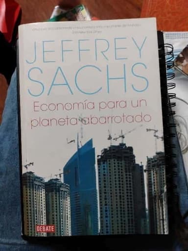Economia para un planeta abarrotado
