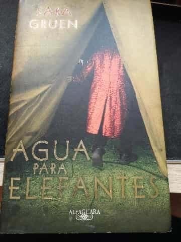 Agua para elefantes