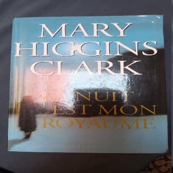 LA NUIT EST MON ROYAUME