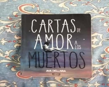 Cartas de amor a los muertos