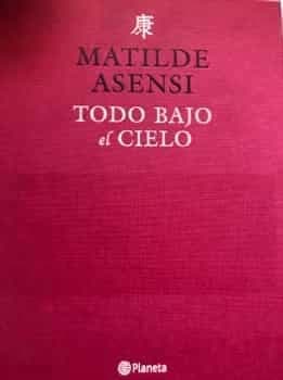 Todo bajo el cielo