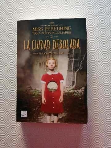 El Hogar de Miss Peregrine para niños peculiares
