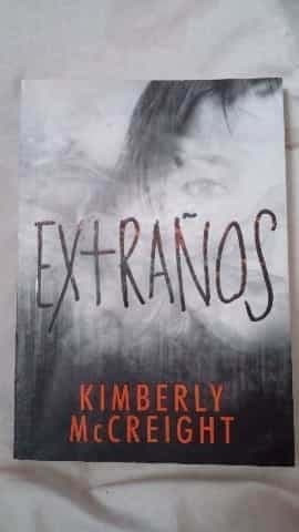 EXTRAÑOS