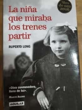 La niña que miraba los trenes partir