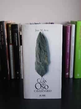 El clan del oso cavernario 