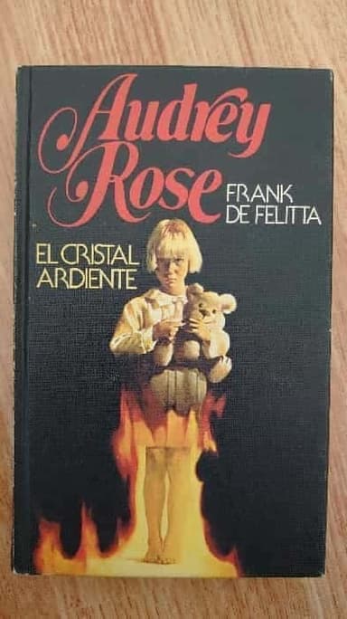 Audrey Rose: el cristal ardiente