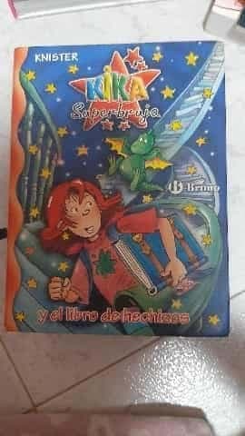 Kika Superbruja y el libro de hechizos